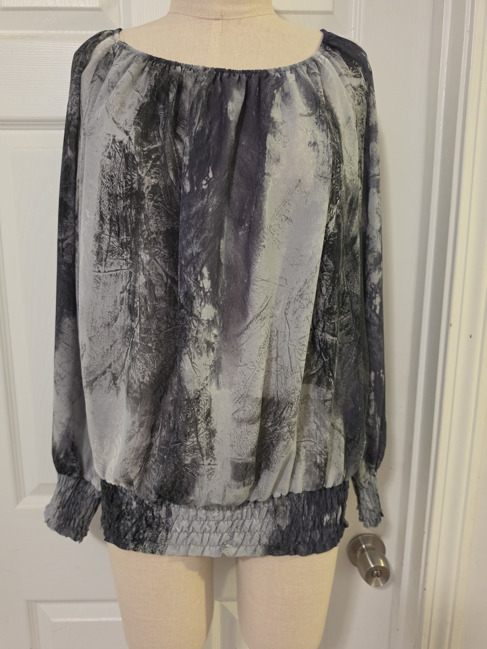 Women's Off-the-Shoulder Blouson Top in Gray Size Small